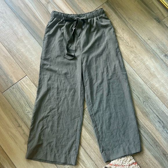 Super soft lightweight wide leg pants with elastic waist and tie - Picture 1 of 4
